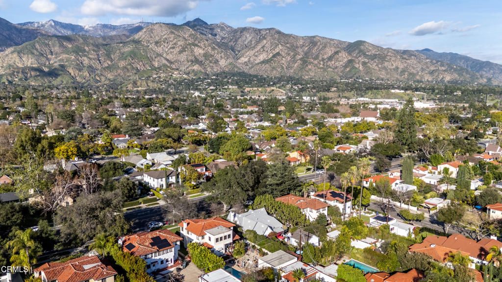 Image 31 of property listing at 2270 E Orange Grove Boulevard, Pasadena, CA 91104