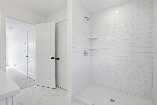 294 Salem Road, Dracut, MA 01826