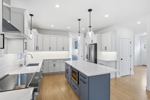294 Salem Road, Dracut, MA 01826