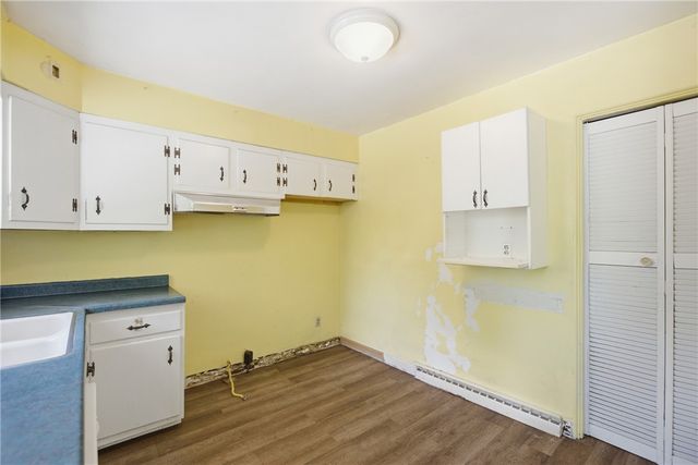 1641 Highland Rd, Economy, PA 15027