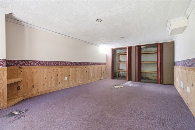 1641 Highland Rd, Economy, PA 15027