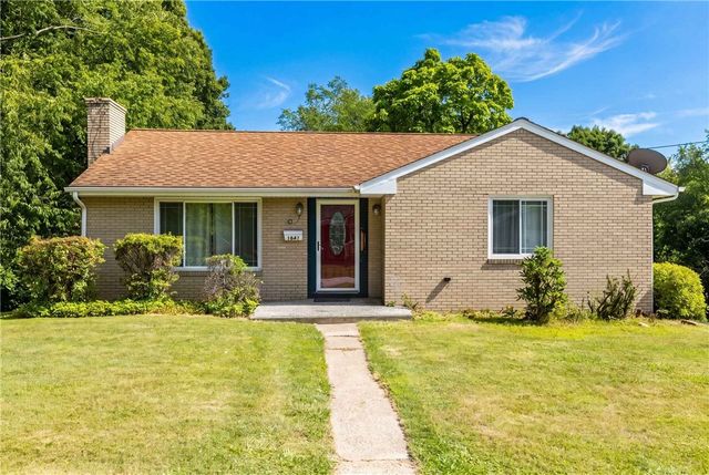 1641 Highland Rd, Economy, PA 15027