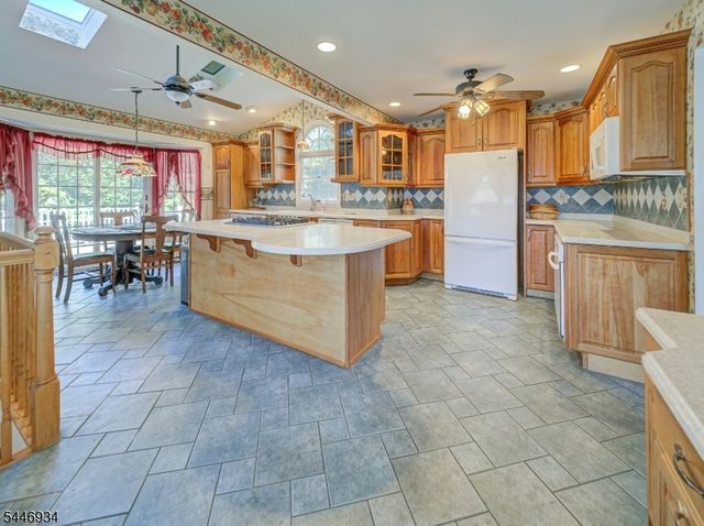 319 Marion Pl, Manville Boro, NJ 08835