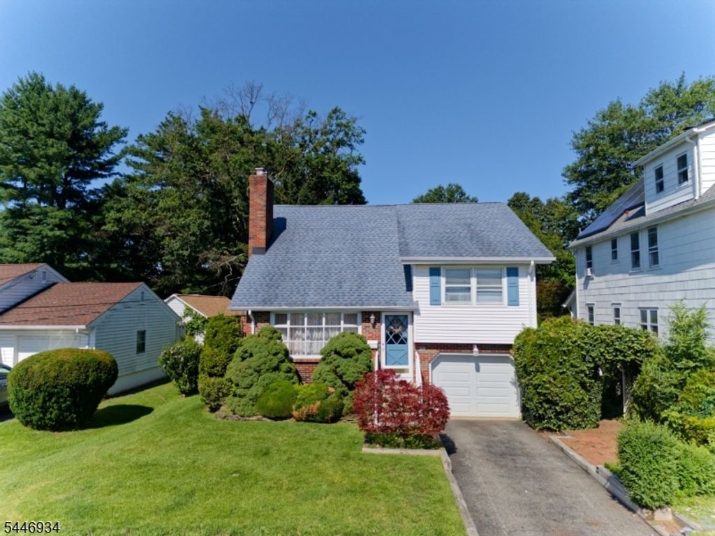 319 Marion Pl, Manville Boro, NJ 08835