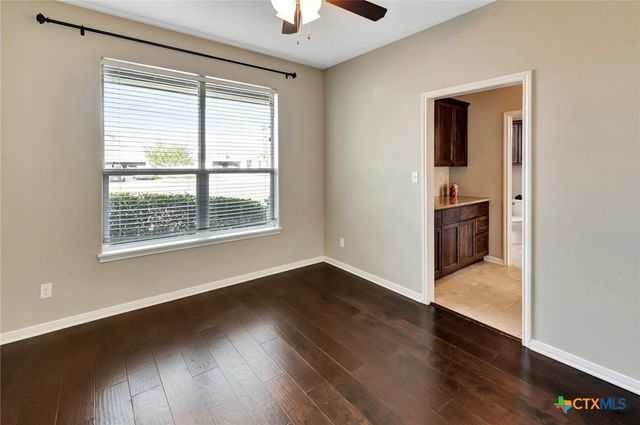 115 Copper Rock Cove, Victoria, TX 77904