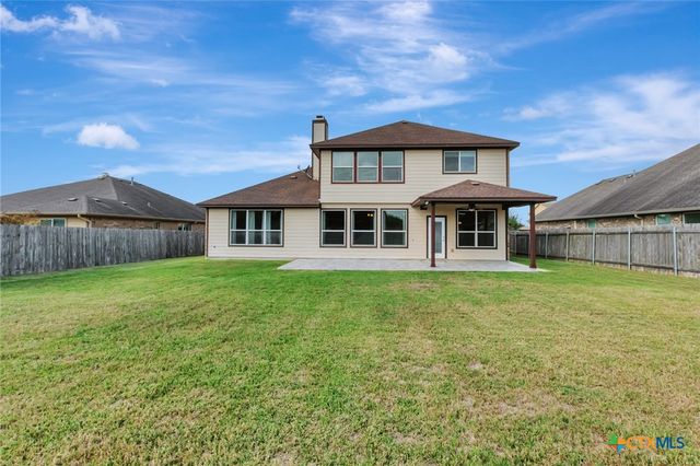 115 Copper Rock Cove, Victoria, TX 77904