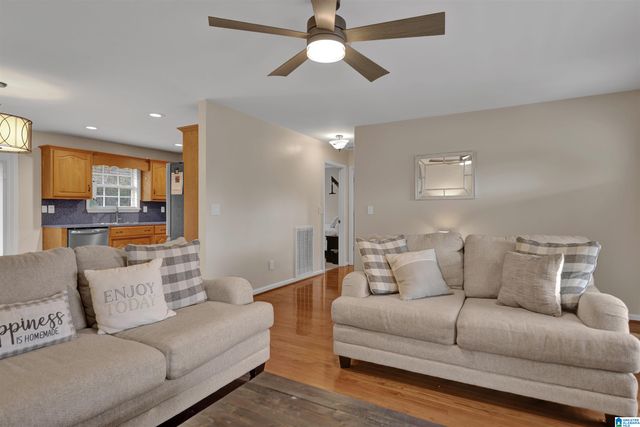 865 LUAL DRIVE, Fultondale, AL 35217