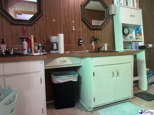 613 Arbor Dr, Florence, SC 29501