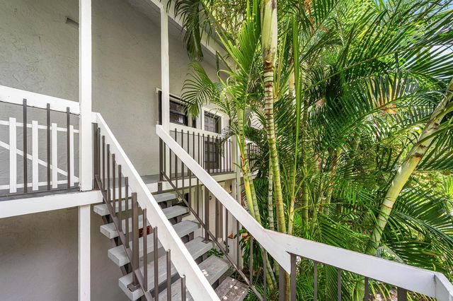 11863 Wimbledon Circle 504, Wellington, FL 33414