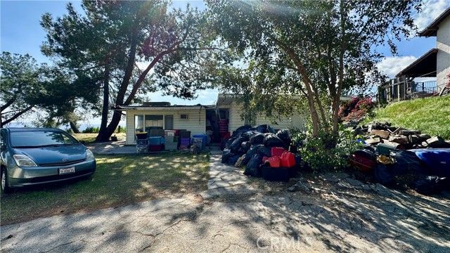 11531 Vimy Road, Granada Hills (los Angeles), CA 91344