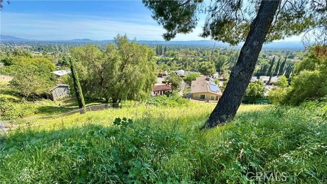 11531 Vimy Road, Granada Hills (los Angeles), CA 91344