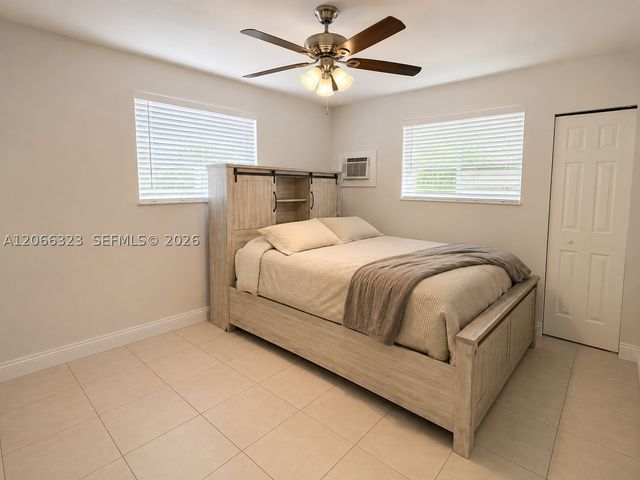 470 NW 52nd Ave, Miami, FL 33126