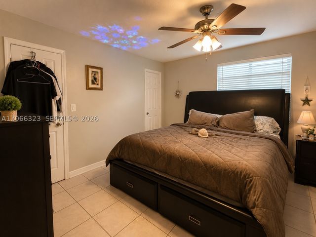 470 NW 52nd Ave, Miami, FL 33126