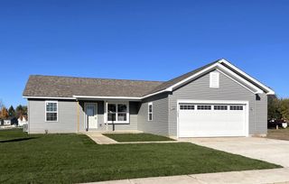 300 Savannah DRIVE #Lt35, Walworth, WI 53184