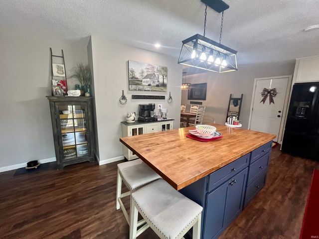 954 E Sellers Road, Upland, IN 46989