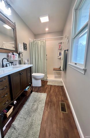 954 E Sellers Road, Upland, IN 46989