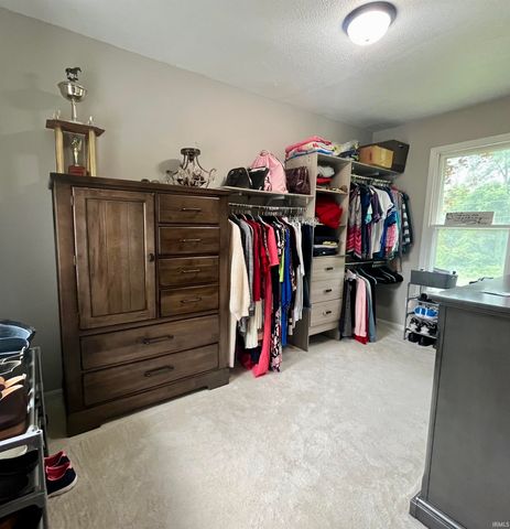 954 E Sellers Road, Upland, IN 46989