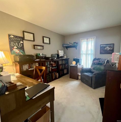 954 E Sellers Road, Upland, IN 46989