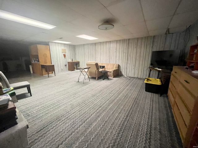 954 E Sellers Road, Upland, IN 46989