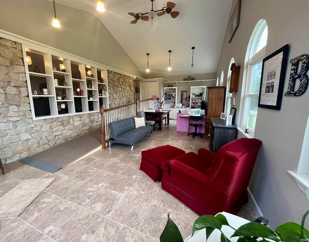 954 E Sellers Road, Upland, IN 46989