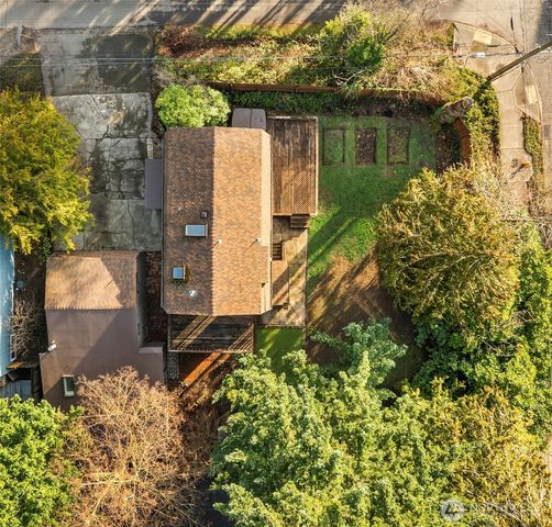 1504 NE 107th Street, Seattle, WA 98125