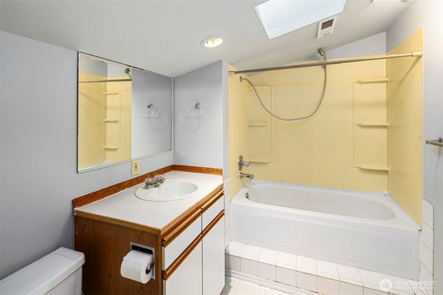 1504 NE 107th Street, Seattle, WA 98125