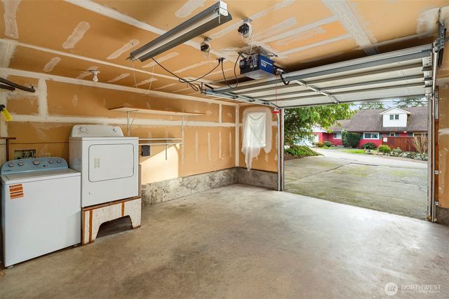 1504 NE 107th Street, Seattle, WA 98125