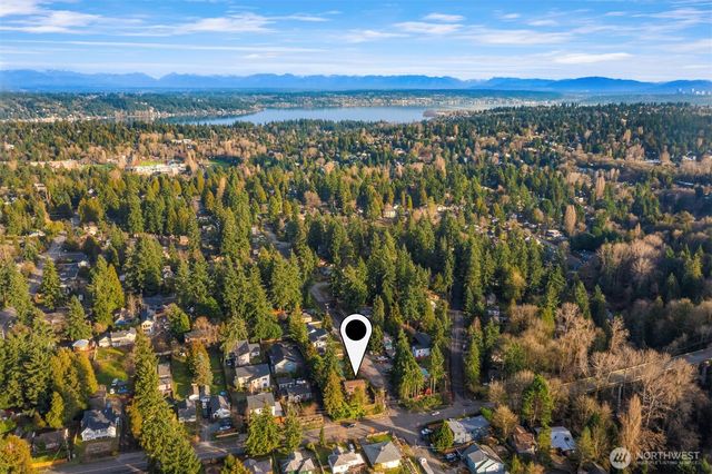 1504 NE 107th Street, Seattle, WA 98125