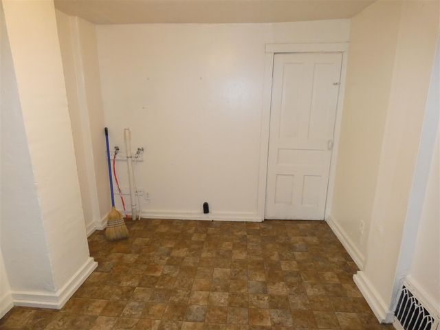 1084 Hurd Avenue, Benton Harbor, MI 49022