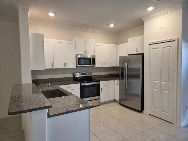 36379 GARDEN WALL WAY, Zephyrhills, FL 33541