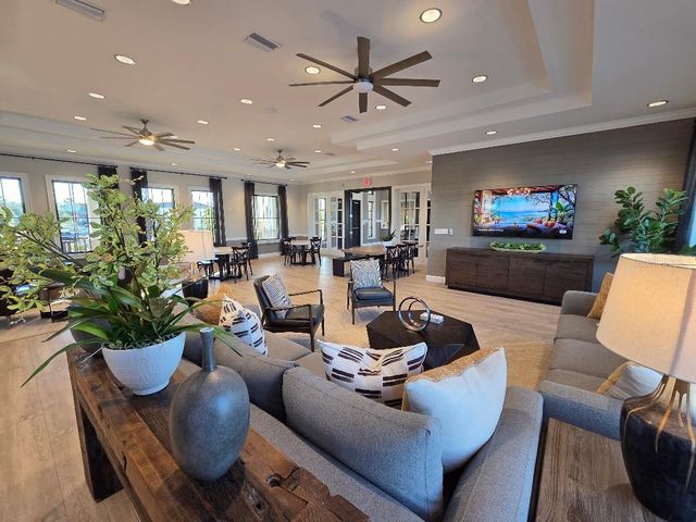 36379 GARDEN WALL WAY, Zephyrhills, FL 33541