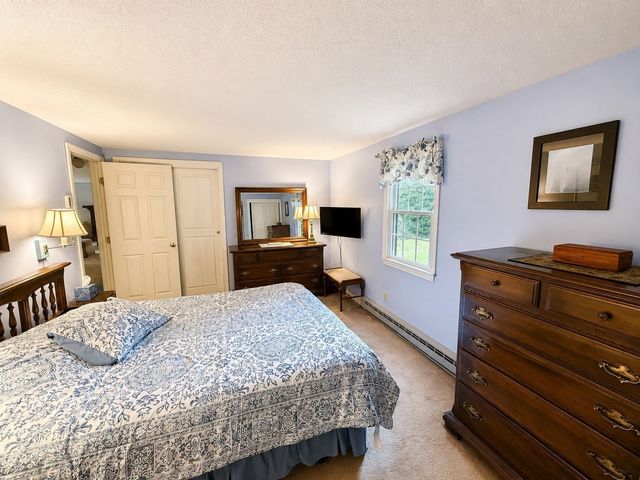 120 Halfway Pond Rd, Plymouth, MA 02360