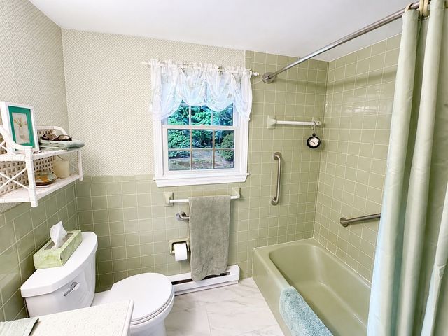 120 Halfway Pond Rd, Plymouth, MA 02360