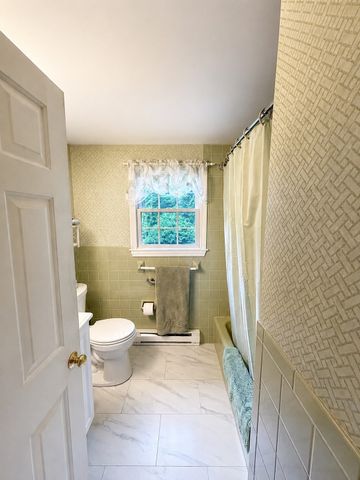120 Halfway Pond Rd, Plymouth, MA 02360