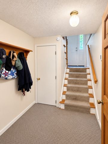 120 Halfway Pond Rd, Plymouth, MA 02360