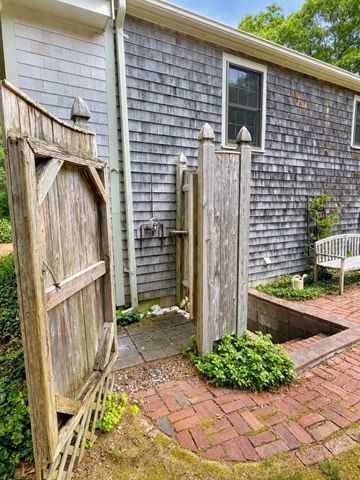 120 Halfway Pond Rd, Plymouth, MA 02360