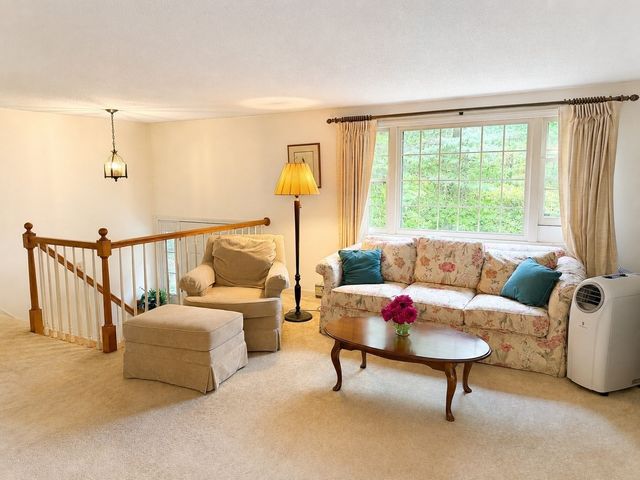 120 Halfway Pond Rd, Plymouth, MA 02360