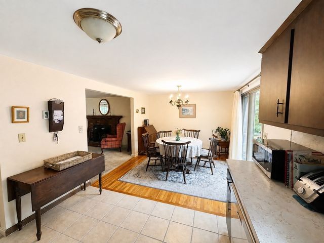 120 Halfway Pond Rd, Plymouth, MA 02360