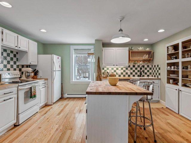1116 Main Street, Fairfax, VT 05454