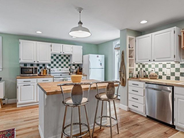 1116 Main Street, Fairfax, VT 05454