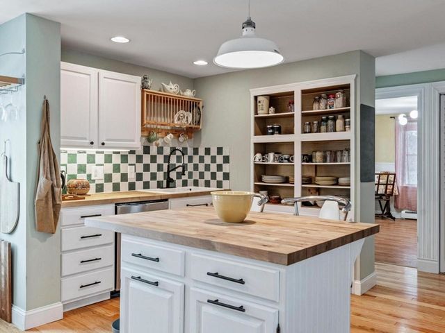 1116 Main Street, Fairfax, VT 05454