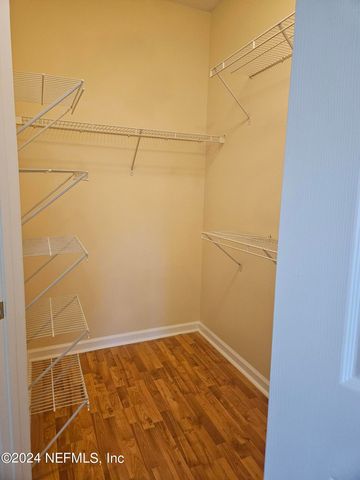 7801 POINT MEADOWS Drive 2101, Jacksonville, FL 32256