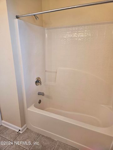 7801 POINT MEADOWS Drive 2101, Jacksonville, FL 32256