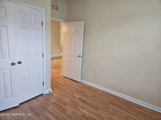 7801 POINT MEADOWS Drive 2101, Jacksonville, FL 32256