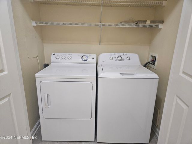 7801 POINT MEADOWS Drive 2101, Jacksonville, FL 32256