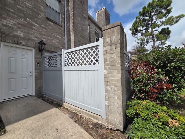6000 Reims Road 3107, Houston, TX 77036