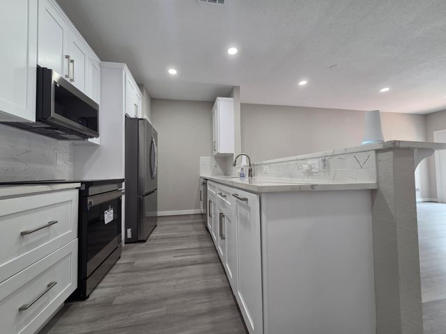 6000 Reims Road 3107, Houston, TX 77036
