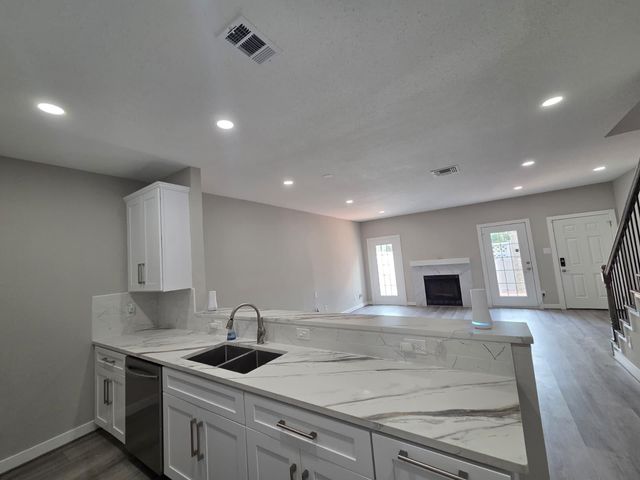 6000 Reims Road 3107, Houston, TX 77036