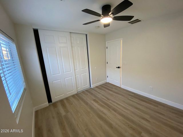 11608 W CAROL Avenue, Youngtown, AZ 85363