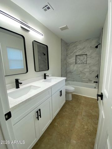 11608 W CAROL Avenue, Youngtown, AZ 85363